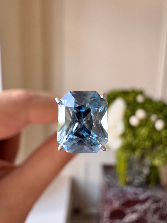 3.11ct radiant cut aqua light blue sapphire