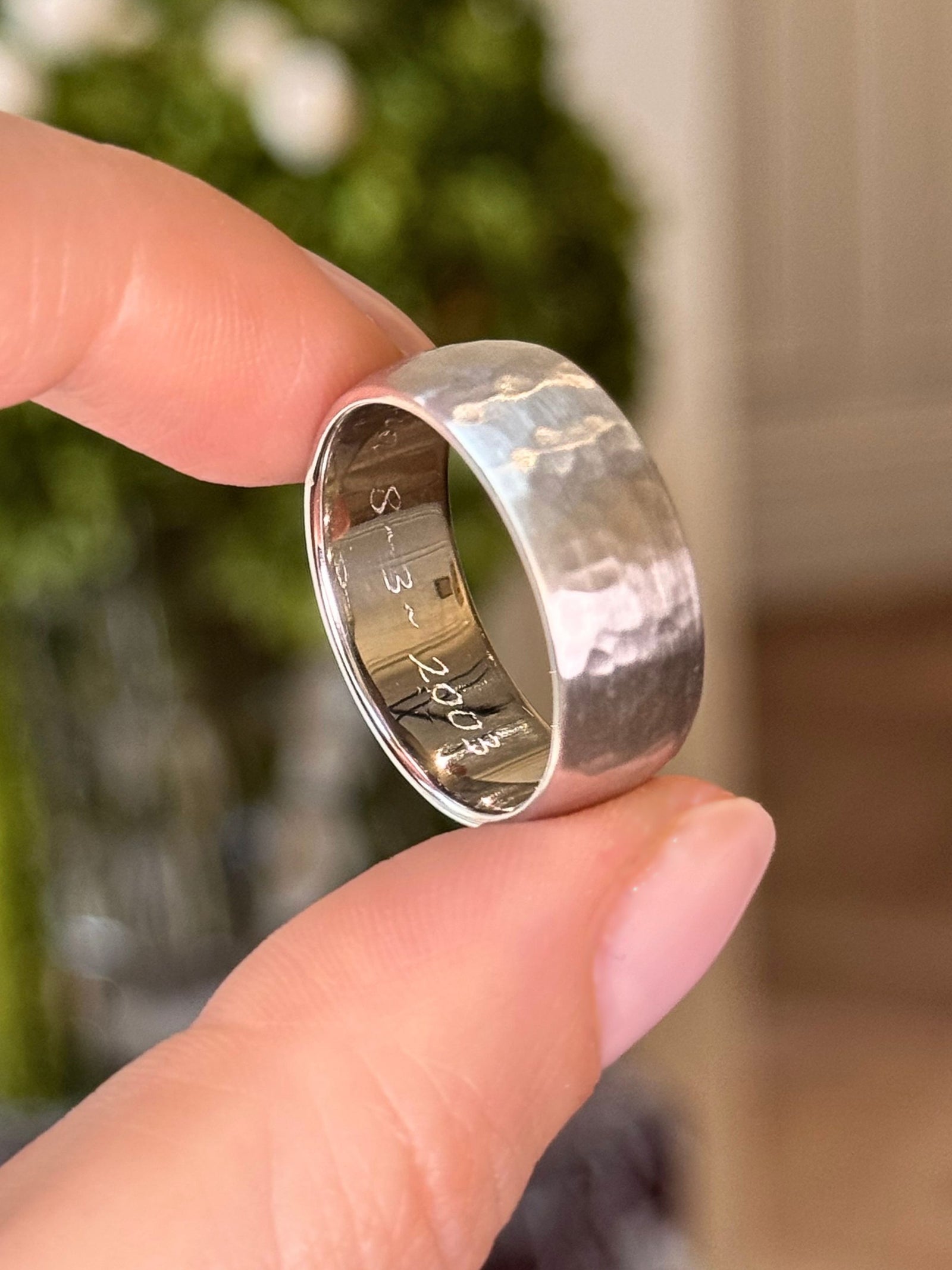 Hammered Men's Wedding Ring