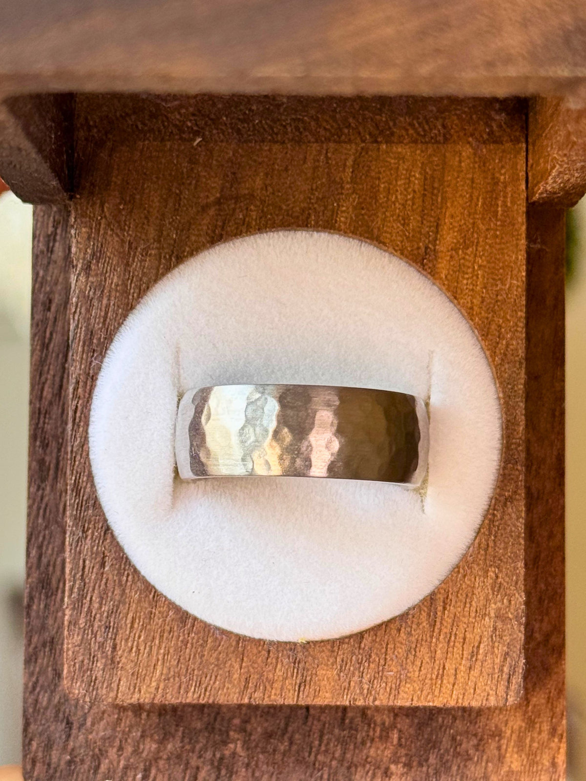 Hammered Men's Wedding Ring