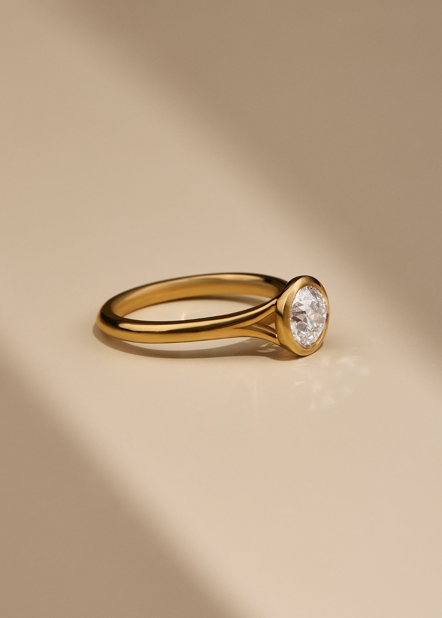 Maeve Raised Bezel Solitaire Engagement Ring