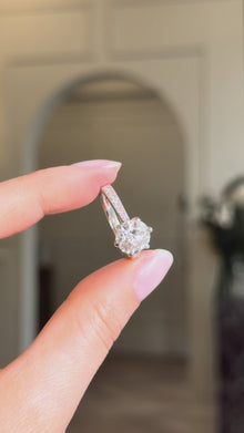 Rosalie Round Diamond Engagement Ring