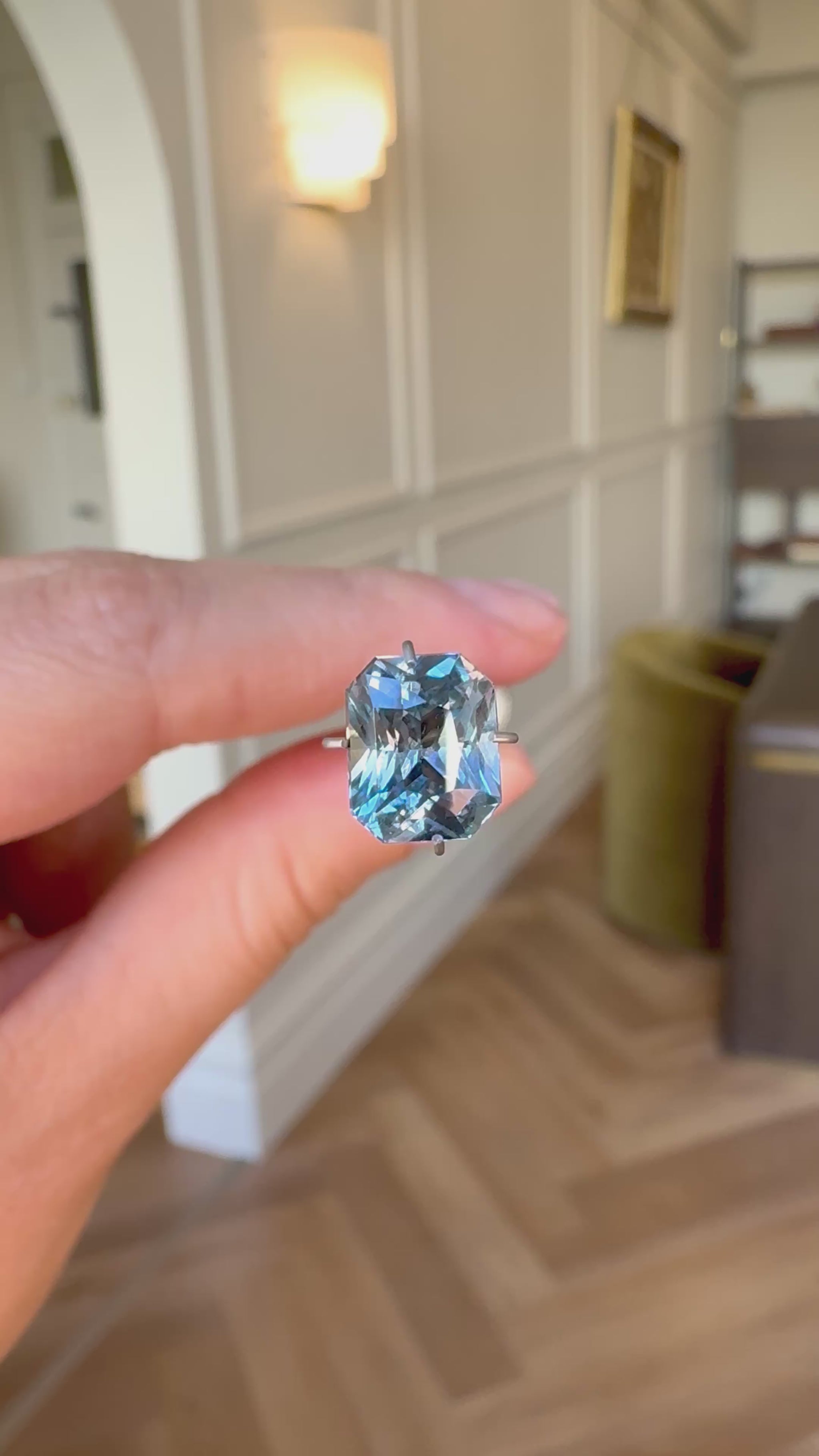 3.11ct aqua blue sapphire radiant cut